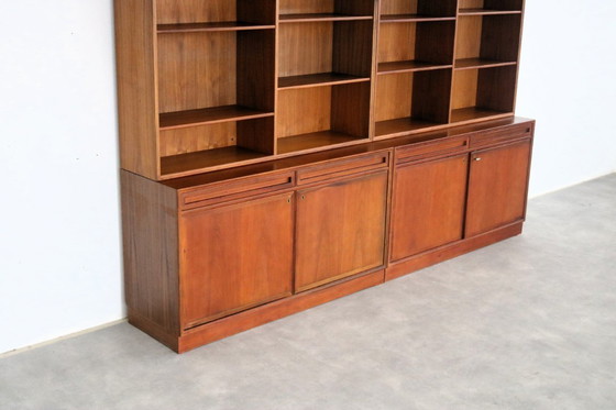 Image 1 of Bibliothèque double suédoise vintage