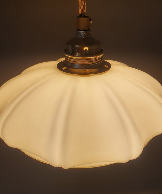 Image 1 of Set (2) vintage opaline hanglampen - pastel kleur  