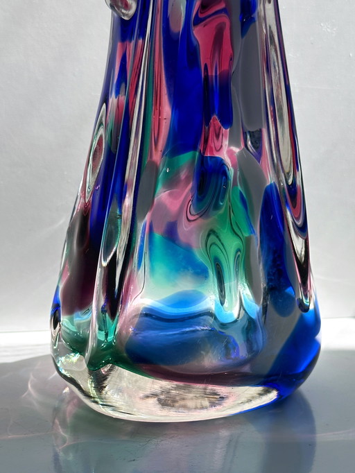 Mondgeblazen Murano bloemenvaas glas met gekleurde spikkels Handgemaakte Mid Century vaas 1970 Blauw Veenbes Groen Helder
