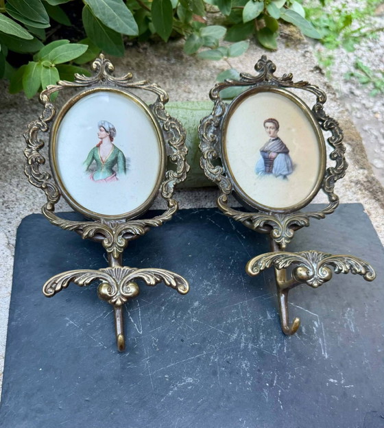 Paire de patères baroques en laiton – Portemanteaux, Brass, Barok (photo 8 of 8)