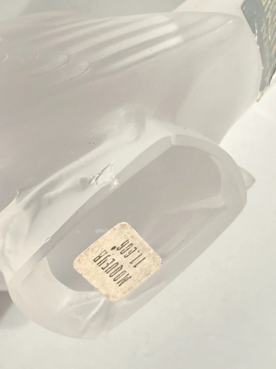 Lalique-Kristall-Briefbeschwerer in Form eines Spatzen aus den 1950er Jahren – Dekorative Objekte, Art Deco (photo 4 of 6)