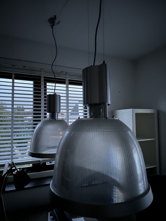 Image 1 of Twee mooie industriële lampen.