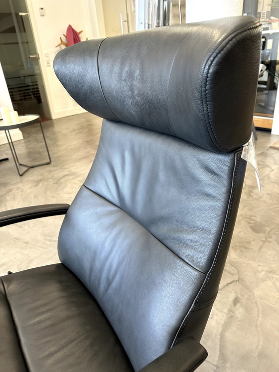 Image 1 of Zwarte fauteuil van Konform