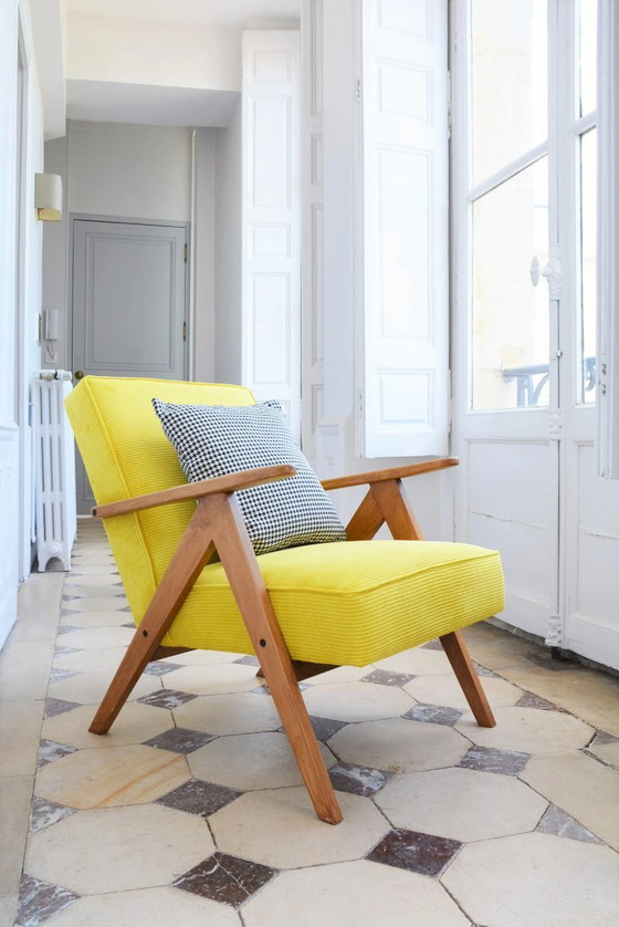 Image 1 of Kompas fauteuil in fluorescerend geel corduroy