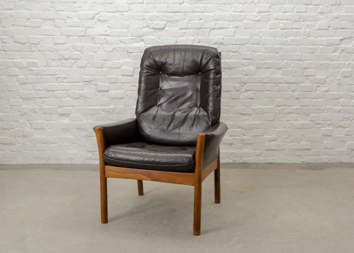 Fauteuil lounge scandinave en cuir marron chocolat G-Möbel, Suède, années 1960.