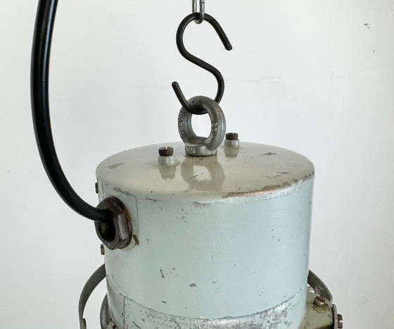 Image 1 of Lampada industriale a gabbia in alluminio con vetro trasparente di Elektrosvit, anni '70