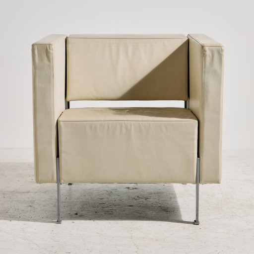 MK11649 Sillón de cuero Kinnarps