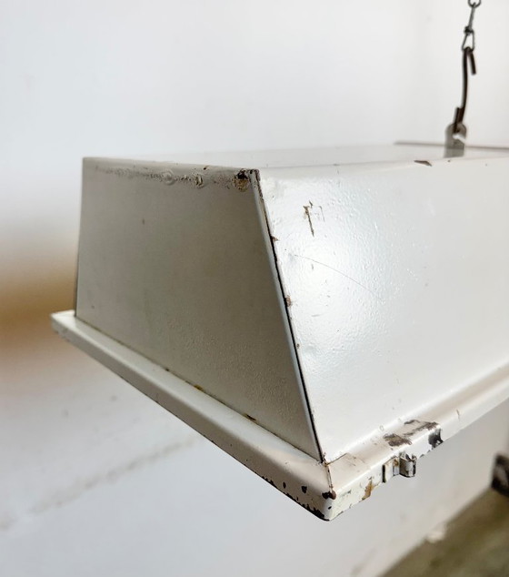 Image 1 of Tube lumineux suspendu industriel beige de la marque Famor, années 1970