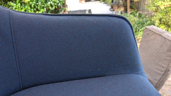 Image 1 of Vitra Softshell office chair Plano Blue/Coconut