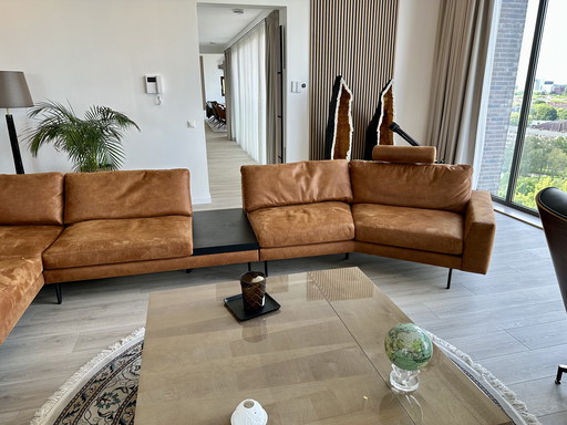 Magnifique canapé avec espace pour les boissons