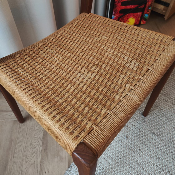 Image 1 of 4x N.O. Møller Eetkamerstoelen 71 Papierkordel Teakholz