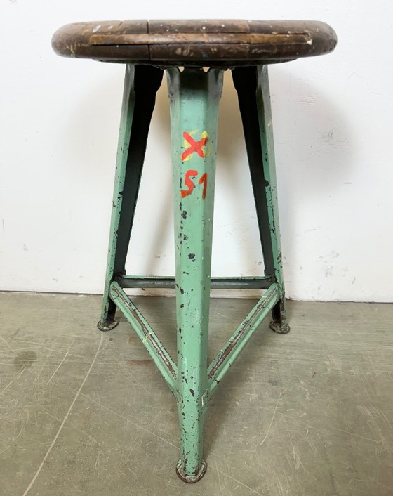 Image 1 of Groene industriële werkplaatskruk, jaren 60