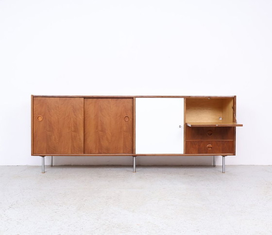 Vintage Fristho Sideboard in Walnut – William Watting – 1960s – Metal (photo 3 of 17)