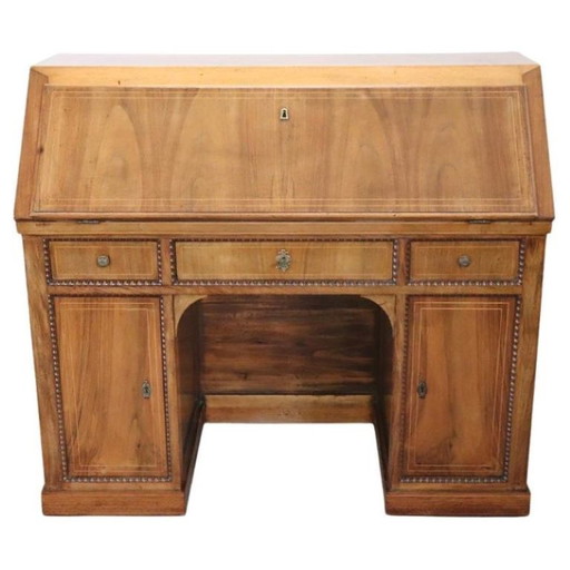 Antiker Nussbaum-Schreibtisch, Italien 19.