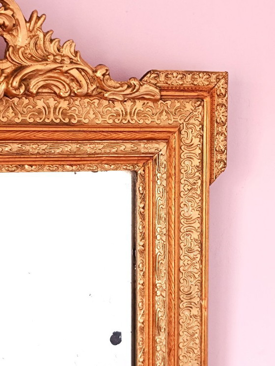 Image 1 of Specchio Napoleone III con ricca decorazione dorata