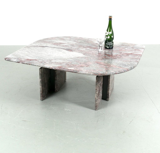 Verstellbarer Couchtisch