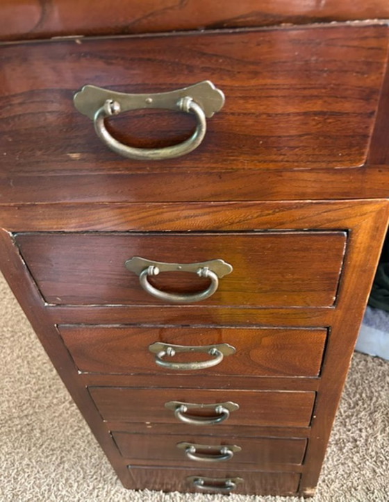 Image 1 of Houten bureau antiek met 13 laatjes