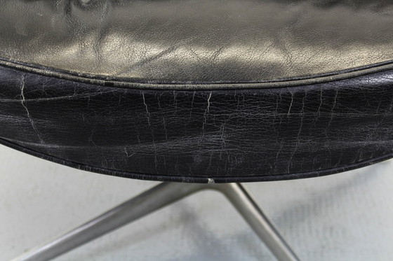 Image 1 of Herman Miller Lobby Chair Charles & Ray Eames Seats