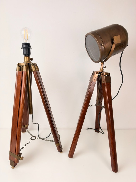 2 Lampade a Treppiede - Stile Industriale e Nautico, Lampade da terra, Legno, Ottone, Marrone (foto 3 di 12)