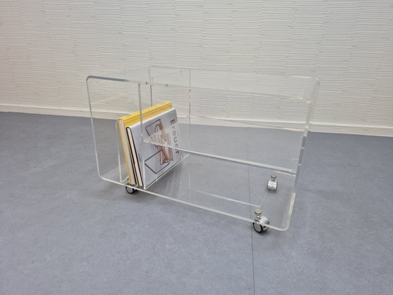 Image 1 of Carrello in plexiglas. Mobile audio/tavolino da caffè vintage in acrilico.