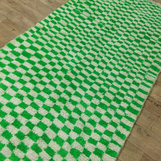Image 1 of Grüner, karierter Berberteppich | Marokkanischer Wollteppich | 260 × 144 cm