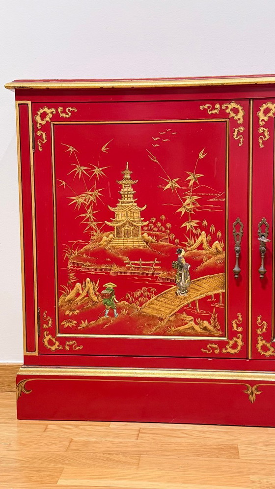 Meuble Console Mince Chinoiserie Vintage, Laqué à la Main (Années 1970), Buffet bas, Bois, Métal, Rouge (photo 2 sur 15)