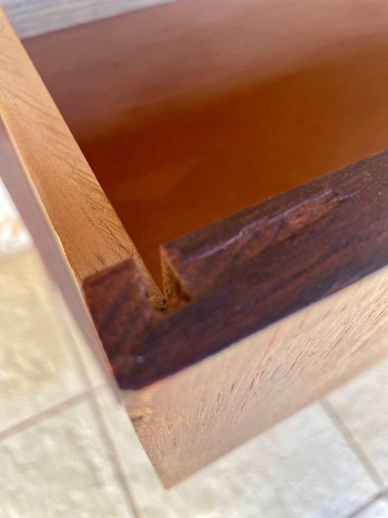 Image 1 of Cómoda de roble de mediados de siglo con cinco cajones, década de 1950