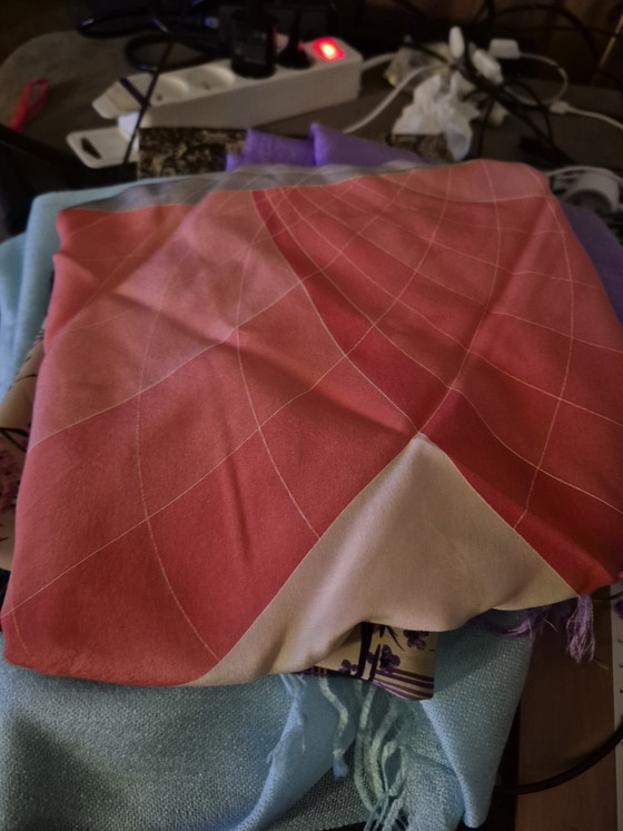 Zijden Sjaals – Grès, Decoratie, Silk (photo 5 of 5)