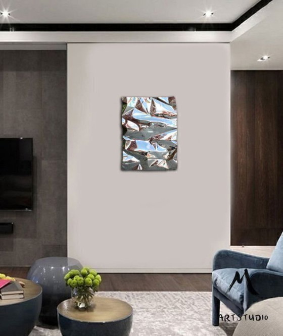 Image 1 of "Hurricane Mirror" Premium