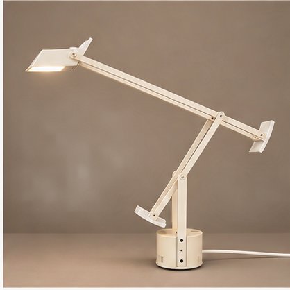 Artemide Tizio – Richard Sapper – Vintage Design – Moonraker 1979 – Table lamps, Metal, Plastic (photo 8 of 8)