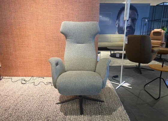 Image 1 of Riva 1015