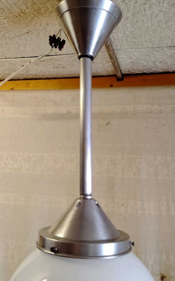 Art Deco XL hanglamp met opalen bol, 25 cm diameter - midden 20e eeuw – Hanglampen, Glass (photo 2 of 9)