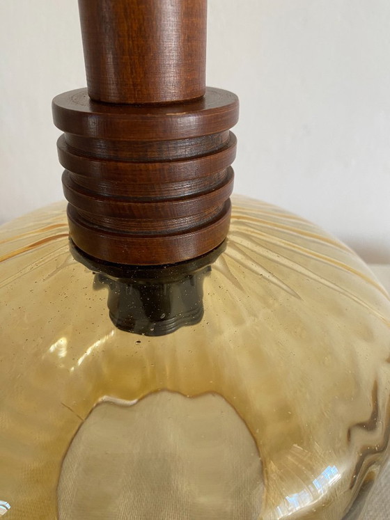 Vintage Joegoslavische hanglamp van amberkleurig glas, jaren 70. – Hanglampen (photo 11 of 11)