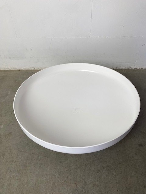 Image 1 of Atelier Max Lipsey Recipiente de acero diseño Max Lipsey