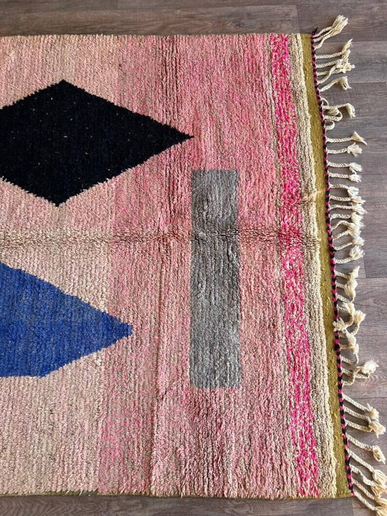Tapis marocain blanc cassé à motifs colorés, 250cm x 150cm – Wool (photo 5 of 10)
