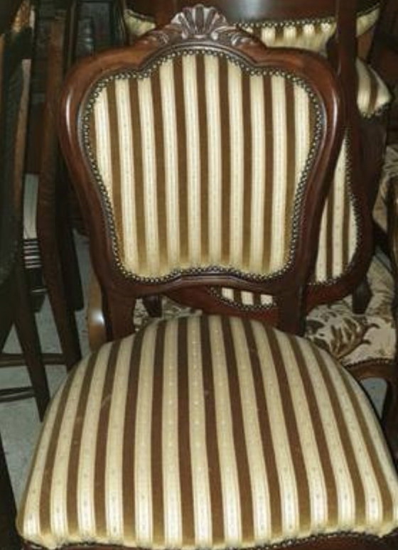 Image 1 of 4 note classiche eetkamer stoelen 