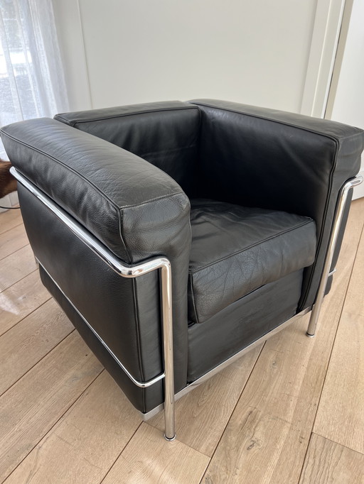 2x LC 2 Le Corbusier Stühle