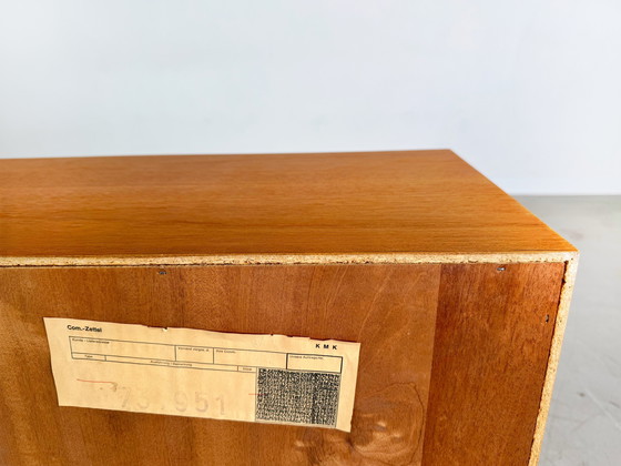 Image 1 of Credenza originale di metà secolo WK Furniture Lowboard Teak Vintage