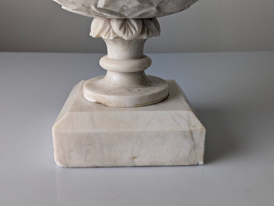 Image 1 of Lampe de table Art Déco en albâtre sculpté à la main en forme d'ananas, France, Paris, années 1930