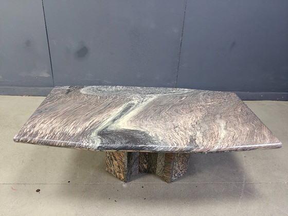 Image 1 of Couchtisch aus Marmor, 1970er Jahre