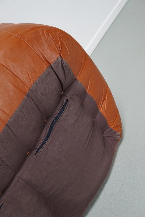 Image 1 of Divano/pouf a 2 posti in pelle patchwork vintage, nello stile di De Sede