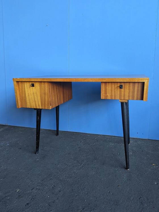 Image 1 of Vintage houten bureau 1960s