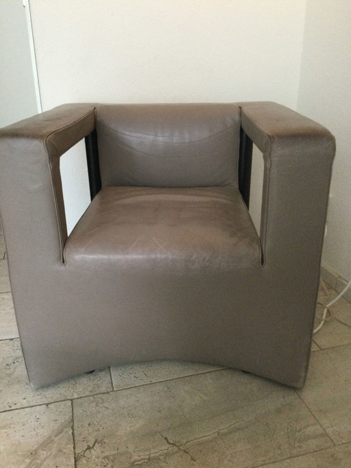 Chaise De Sede