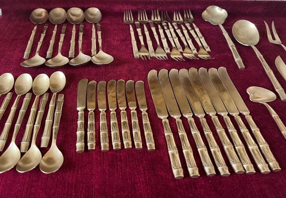 Set di posate in bambù. 47 pezzi. Ottone massiccio. – Bamboo, Brass, Mid Century Modern (photo 6 of 7)