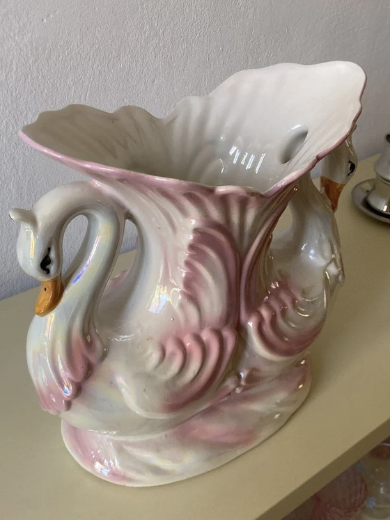 Large Pink Swan Vase by Capodimonte Vintage – Ceramic (photo 4 of 10)