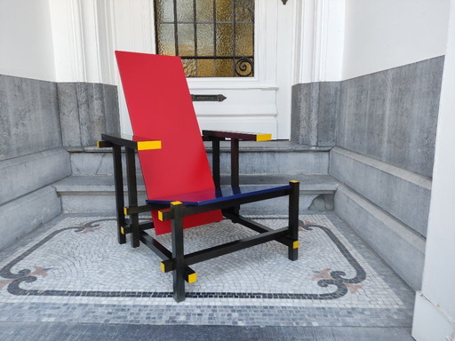 Cassina Rietveld chair
