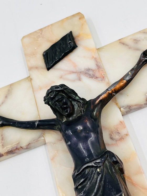 Image 1 of Crucifix en marbre
