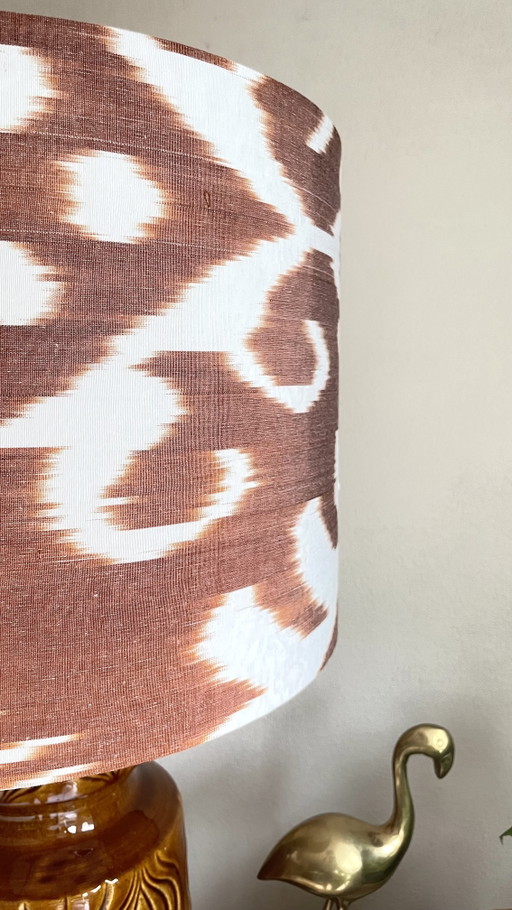 Lampe vase unique faite main – Vintage Scheurich (Allemagne de l'Ouest) avec abat-jour ikat et intérieur doré