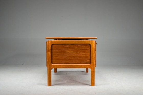 Image 1 of  Mid Century Teak-Schreibtisch von GV Møbler, 1970er Jahre