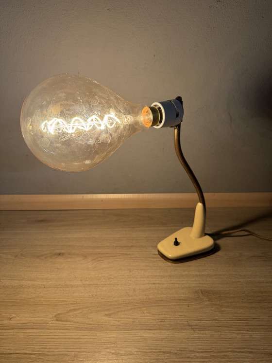 Image 1 of Vintage tafellamp met messing arm